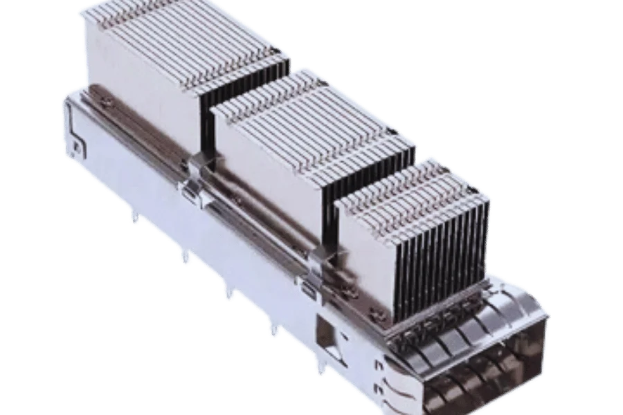 QSFP-DD heat-sink clip and stop geometry